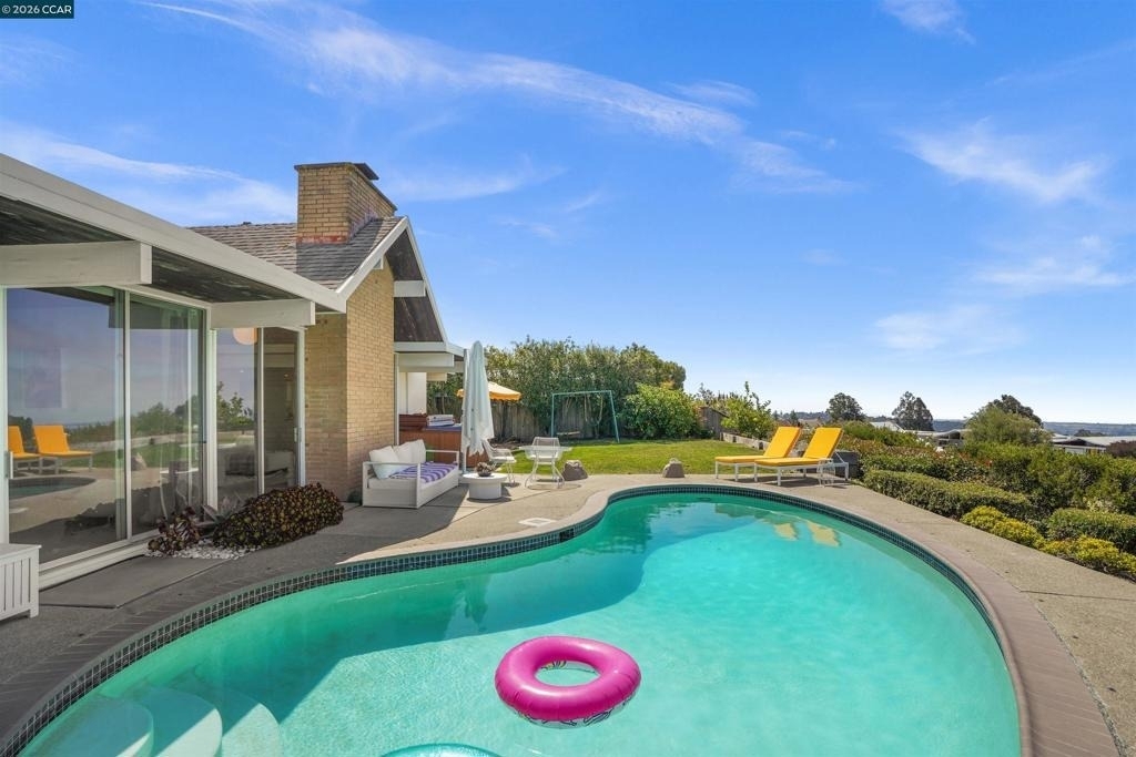 8021 Shay Dr - Photo 47