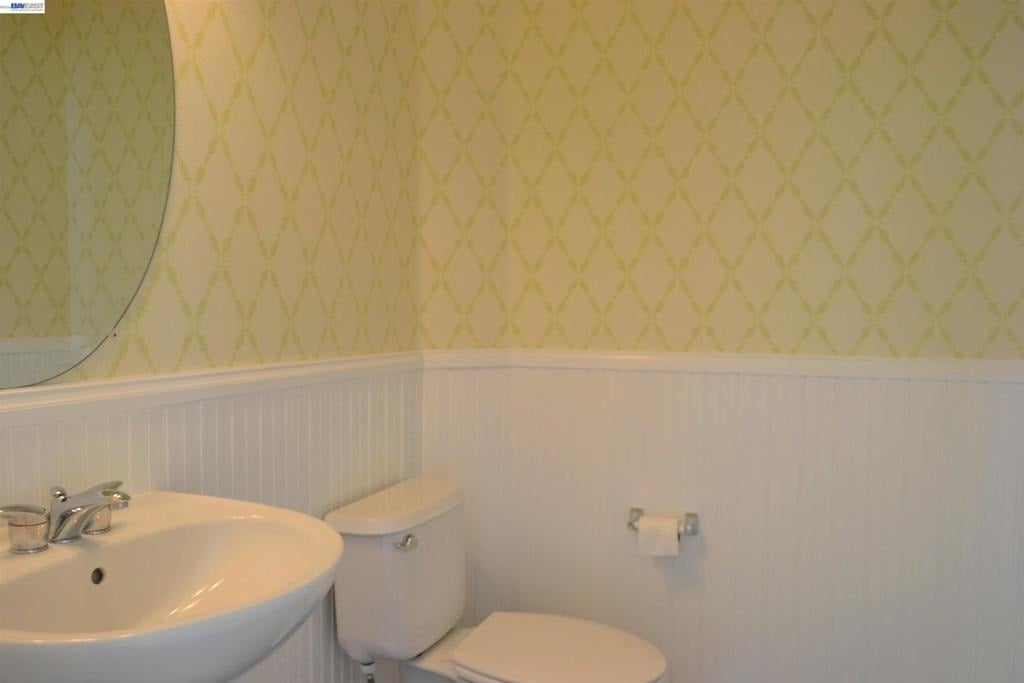 1336 Tiffany Dr - Photo 5