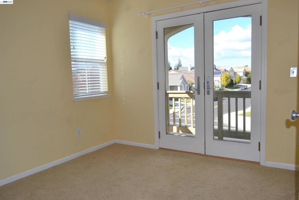 1336 Tiffany Dr - Photo 10