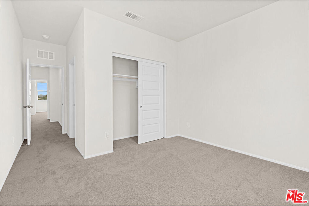 220 Lockhart Way - Photo 21