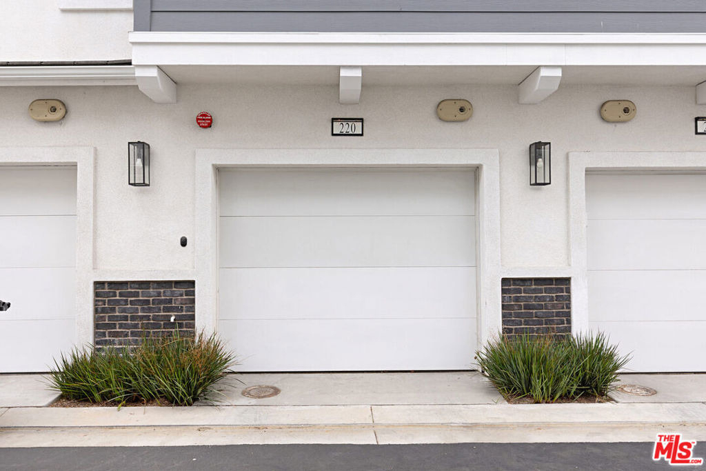 220 Lockhart Way - Photo 26