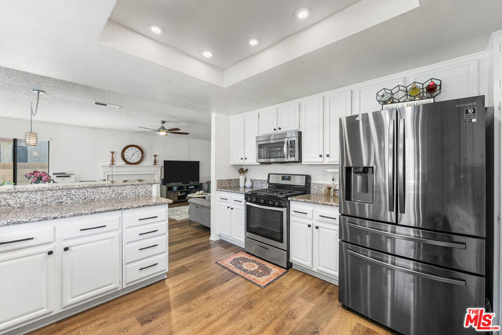 43258 33rd Street - Photo 14