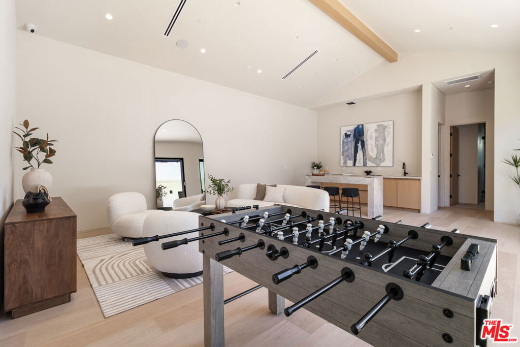 15721 Addison Street - Photo 37