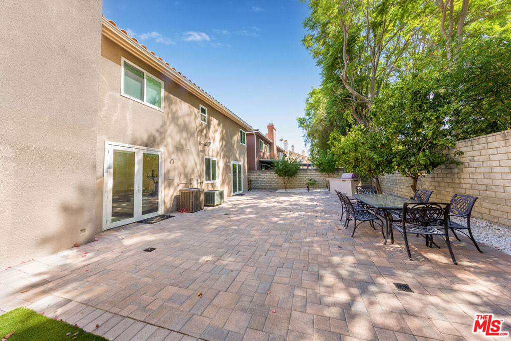 5711 Aura - Photo 31