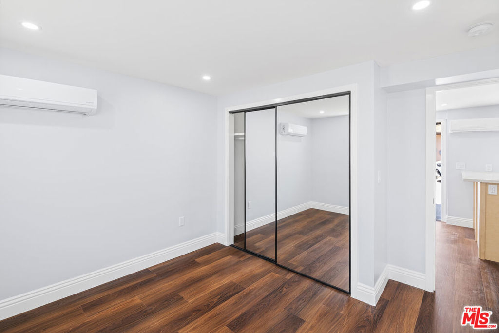 4622 W 149th Street - Photo 9