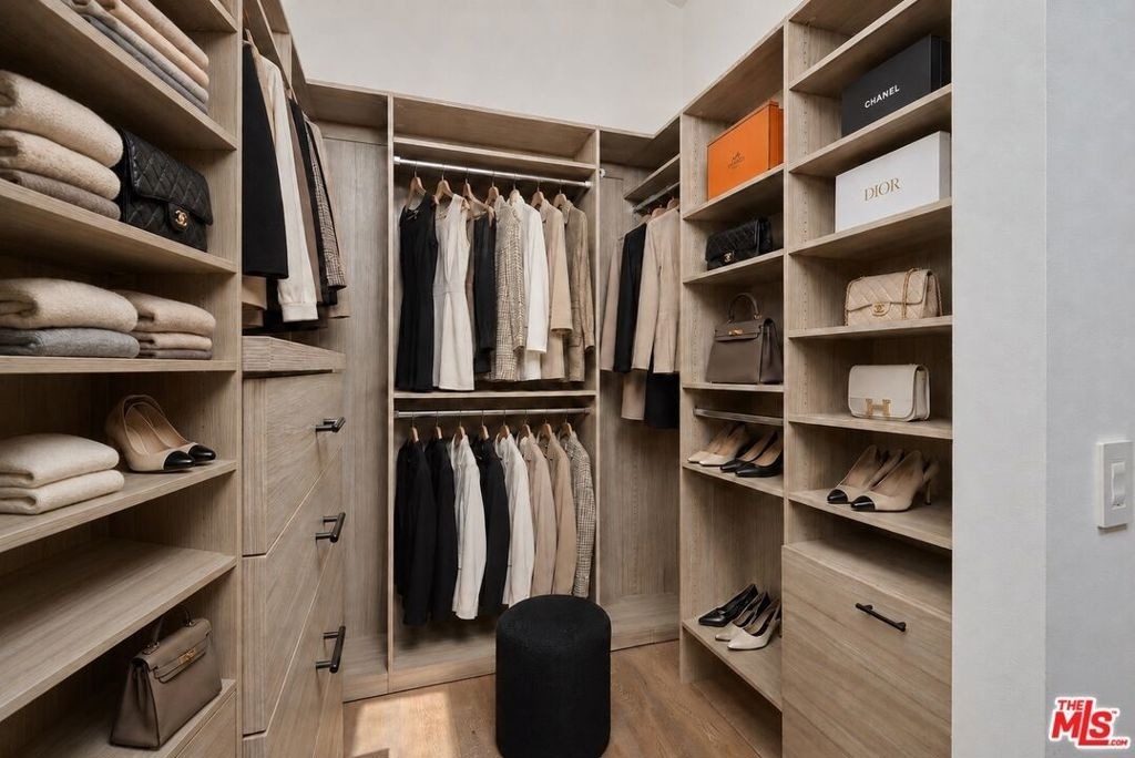 8970 Wonderland Park Avenue - Photo 21