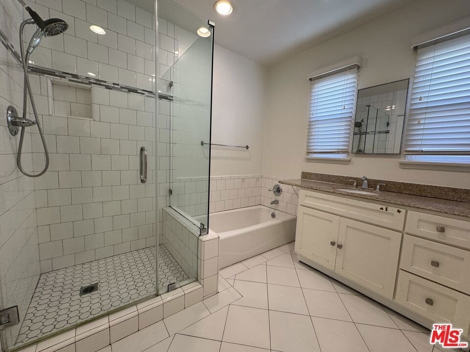 823 23rd Street - Photo 9