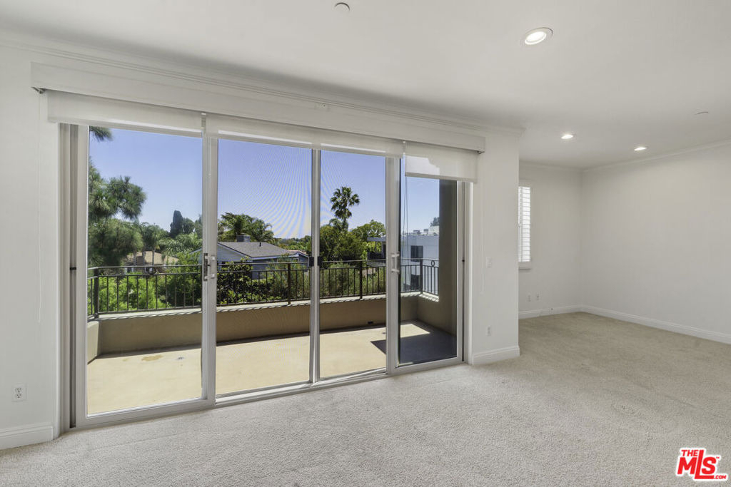 1820 Benecia Avenue - Photo 27