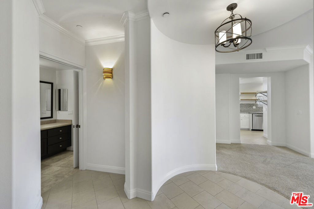 1820 Benecia Avenue - Photo 16