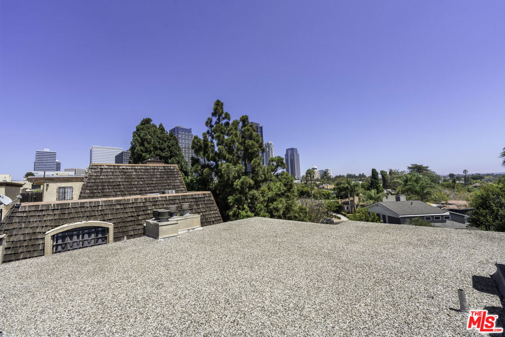1820 Benecia Avenue - Photo 73
