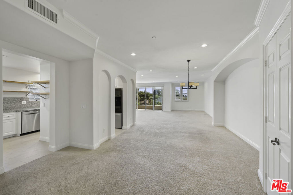1820 Benecia Avenue - Photo 17
