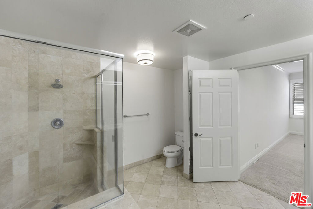 1820 Benecia Avenue - Photo 66