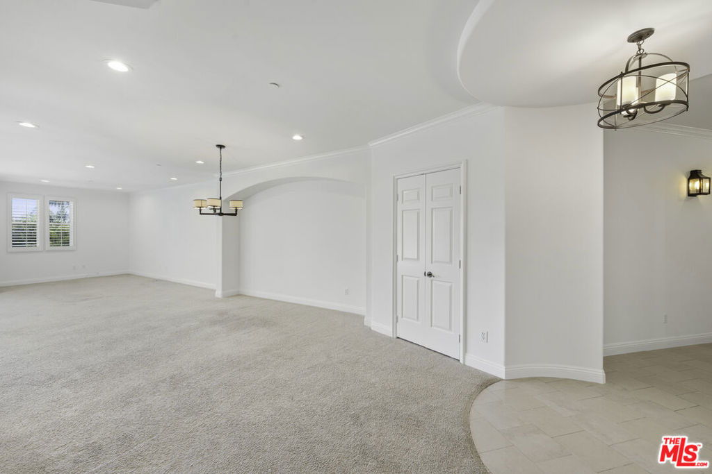 1820 Benecia Avenue - Photo 18