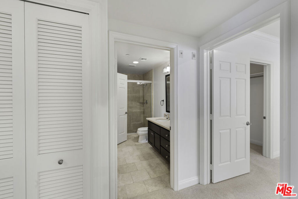 1820 Benecia Avenue - Photo 57