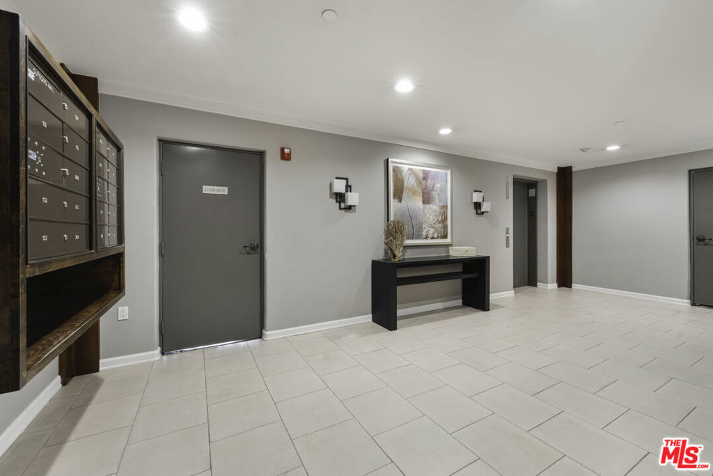 1820 Benecia Avenue - Photo 6