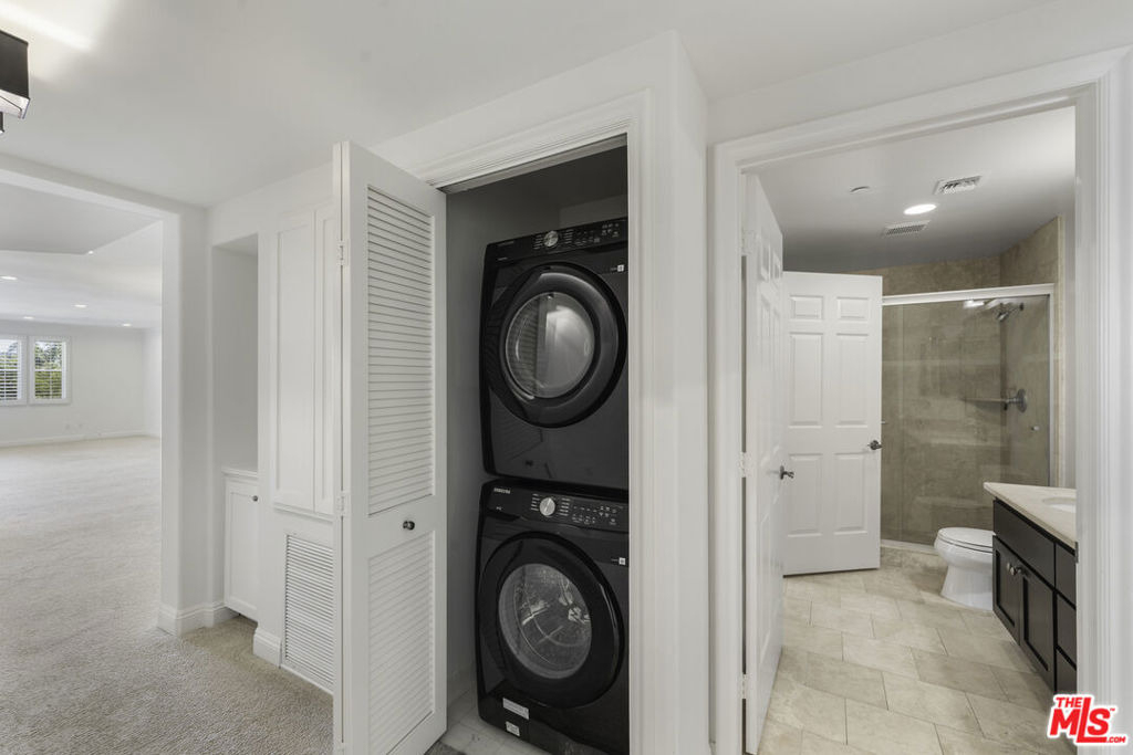 1820 Benecia Avenue - Photo 49