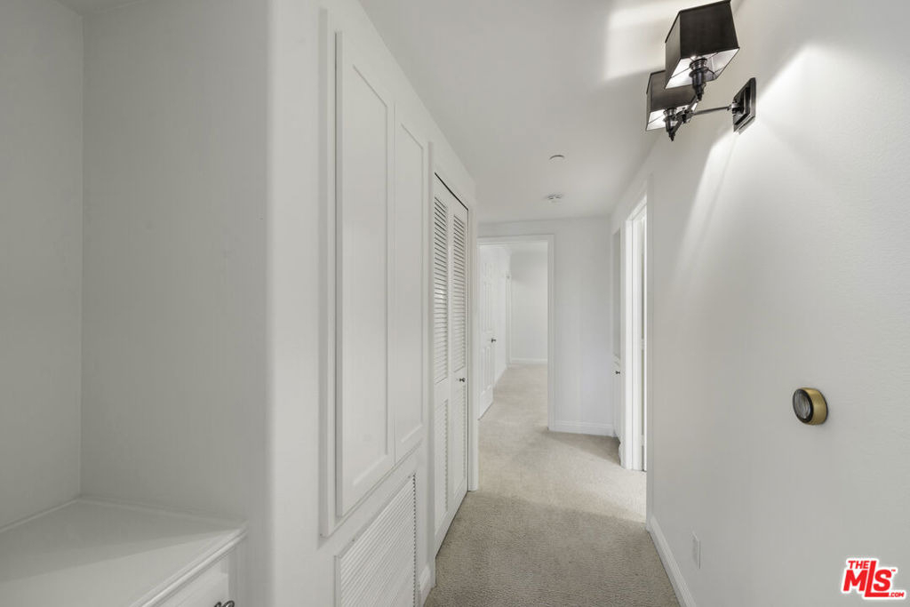 1820 Benecia Avenue - Photo 48
