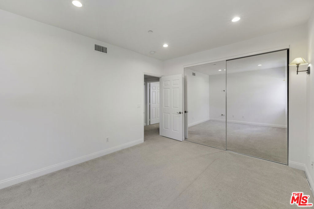 1820 Benecia Avenue - Photo 55