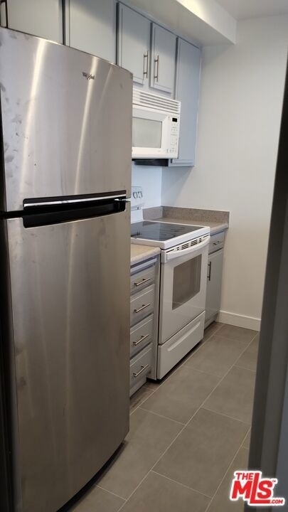 740 N Kings Road - Photo 7