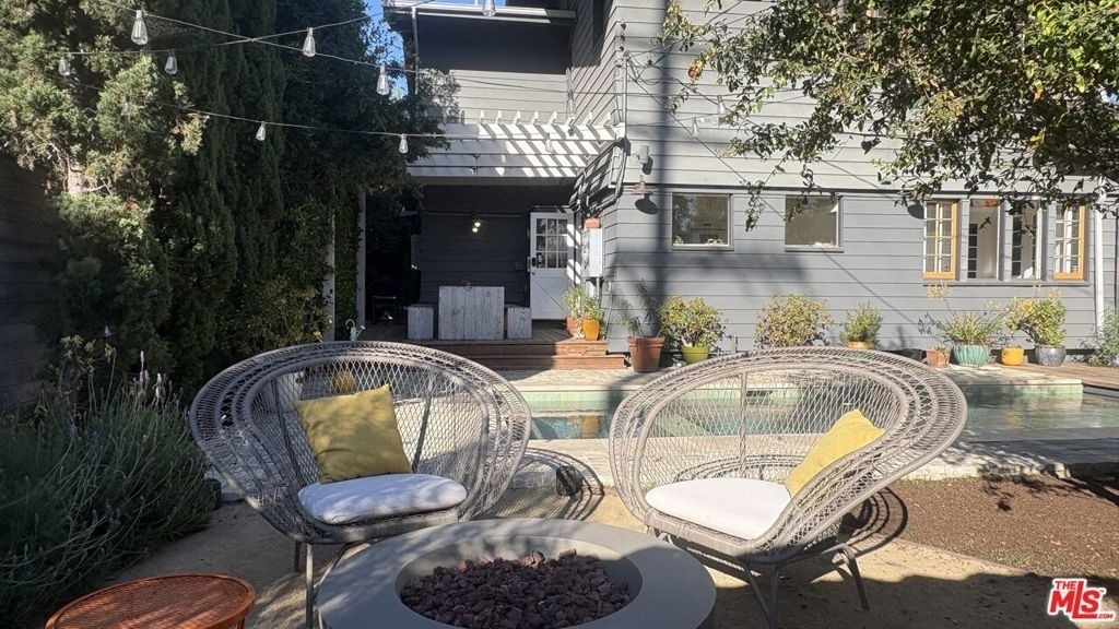 2417 Walgrove Avenue - Photo 20