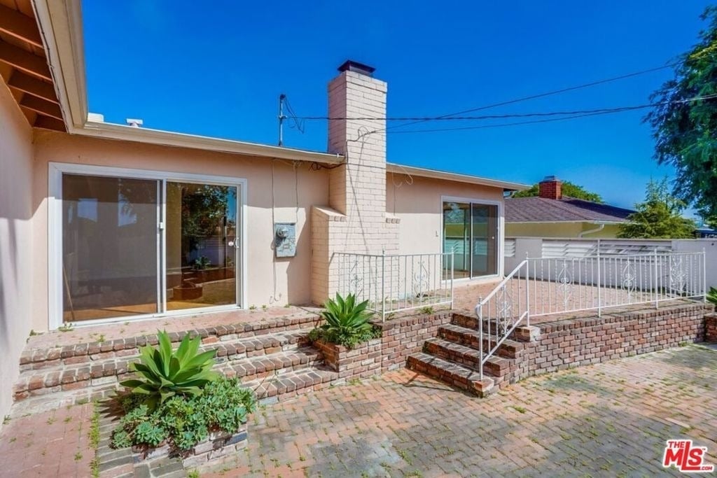 7230 W 90th Street - Photo 25