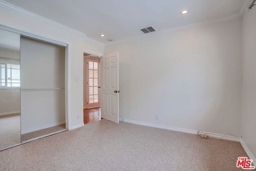 7230 W 90th Street - Photo 14