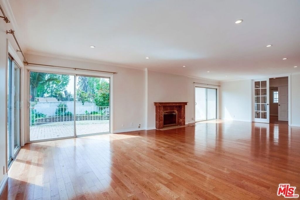 7230 W 90th Street - Photo 3