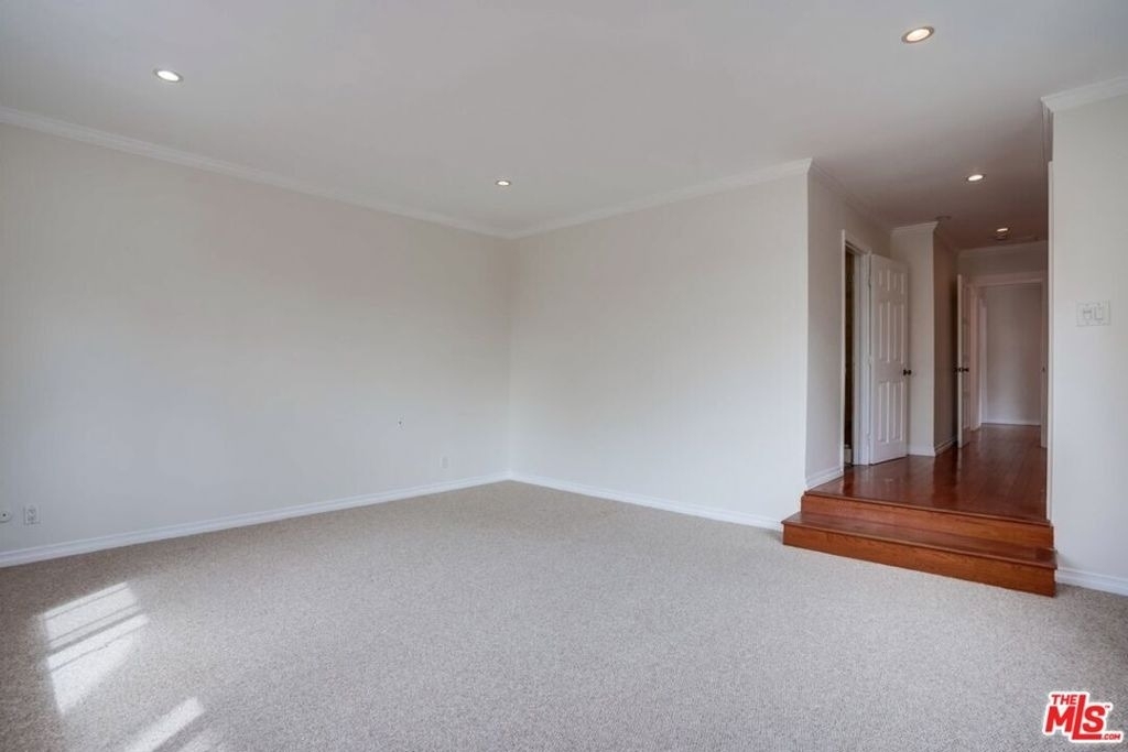 7230 W 90th Street - Photo 16