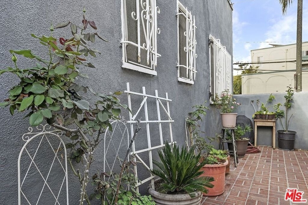 1916 3rd Street - Photo 8