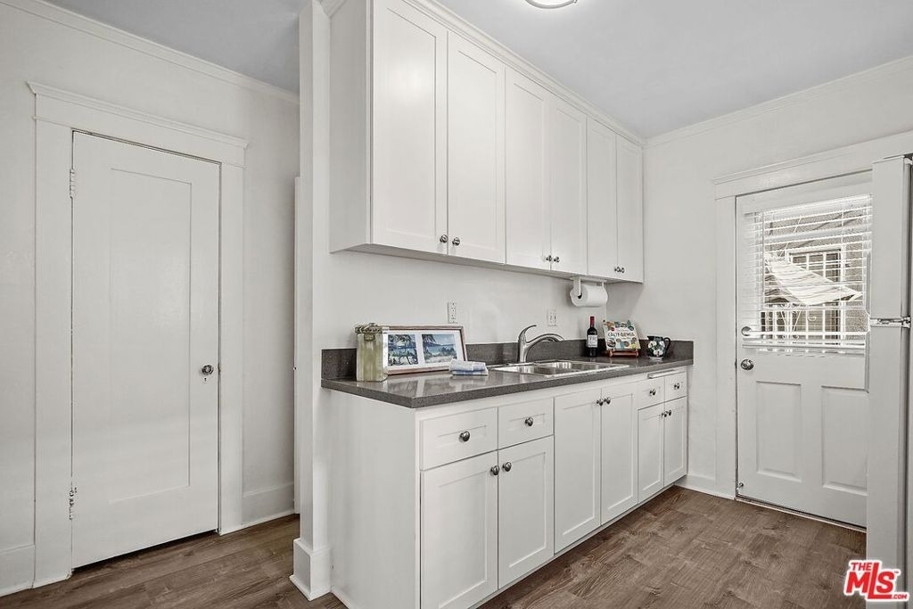 1916 3rd Street - Photo 0