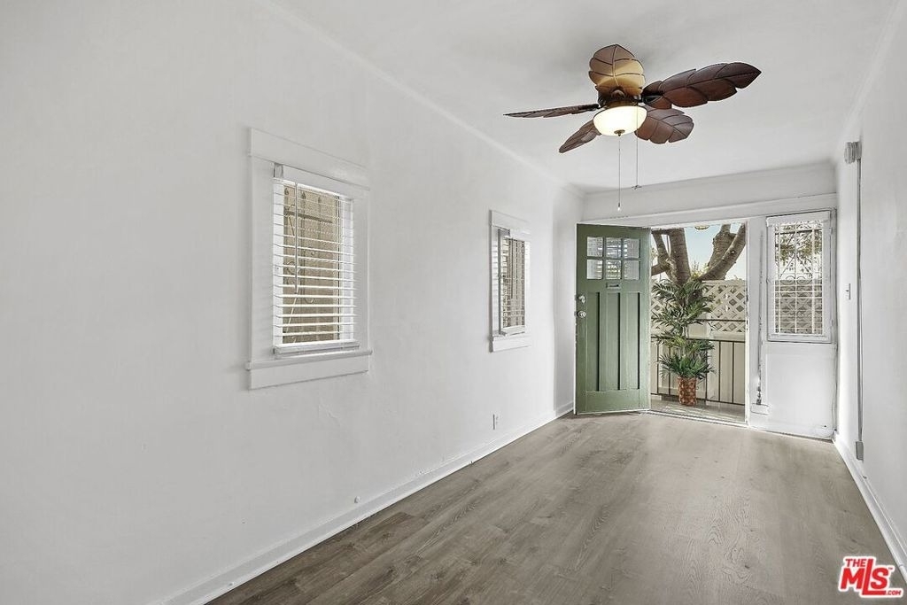 1916 3rd Street - Photo 4