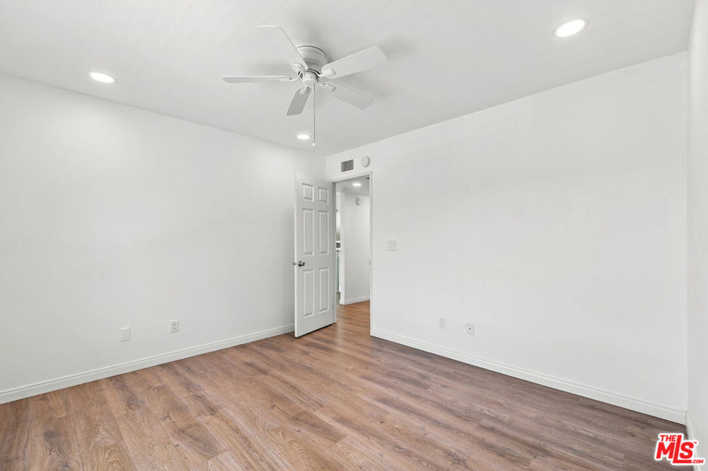 4355 Chaumont Road - Photo 34
