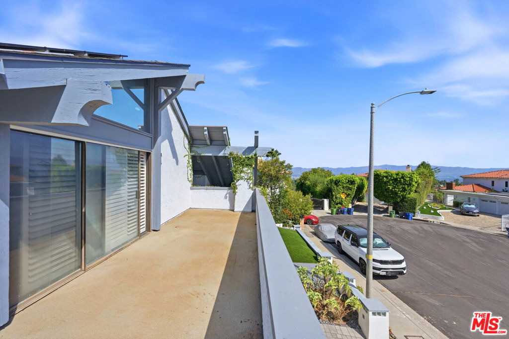 4355 Chaumont Road - Photo 42