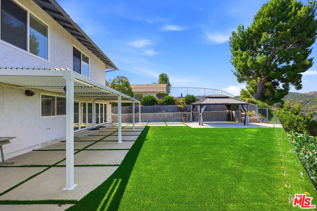 4355 Chaumont Road - Photo 50
