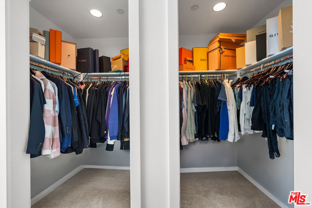 900 W Olympic Boulevard - Photo 28