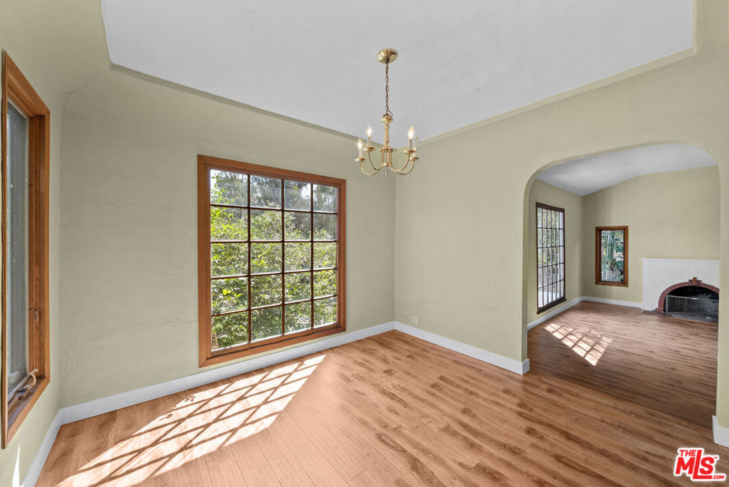 2569 Patricia Avenue - Photo 13