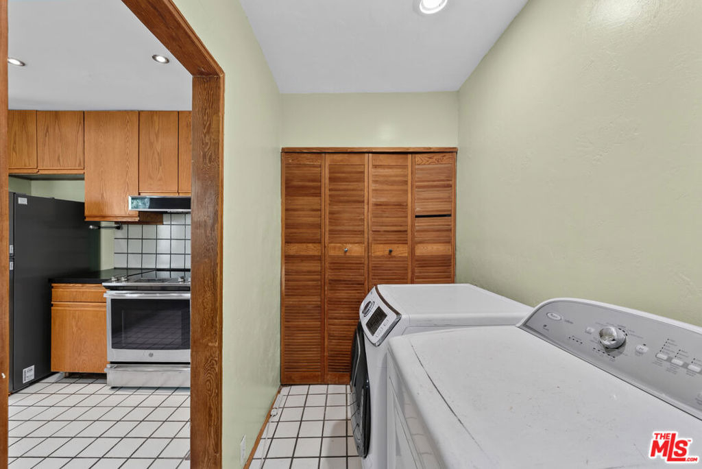 2569 Patricia Avenue - Photo 22