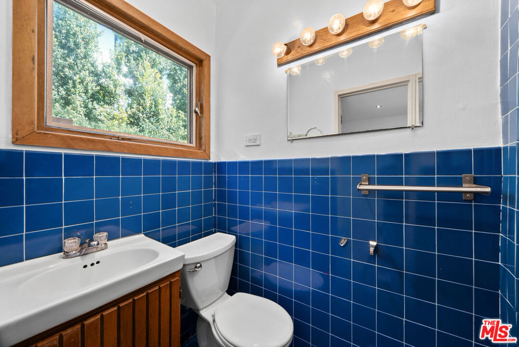 2569 Patricia Avenue - Photo 30