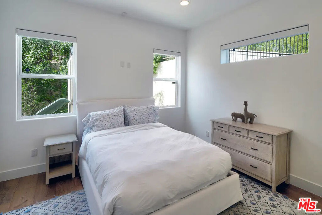 23935 De Ville Way - Photo 27