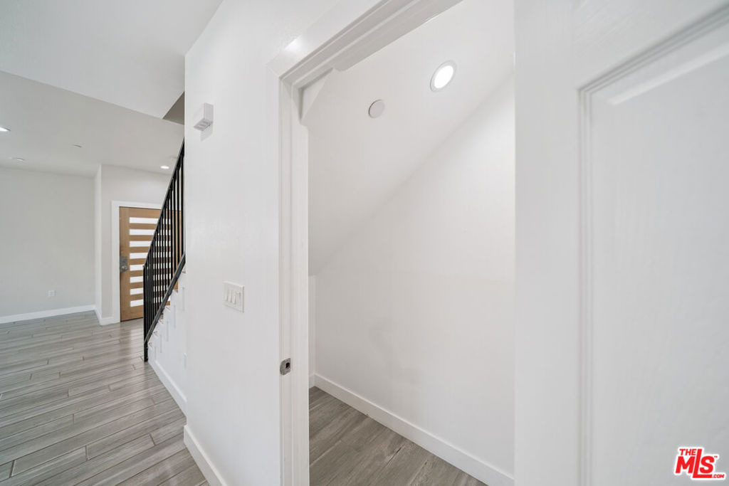 1123 Browning Boulevard - Photo 11