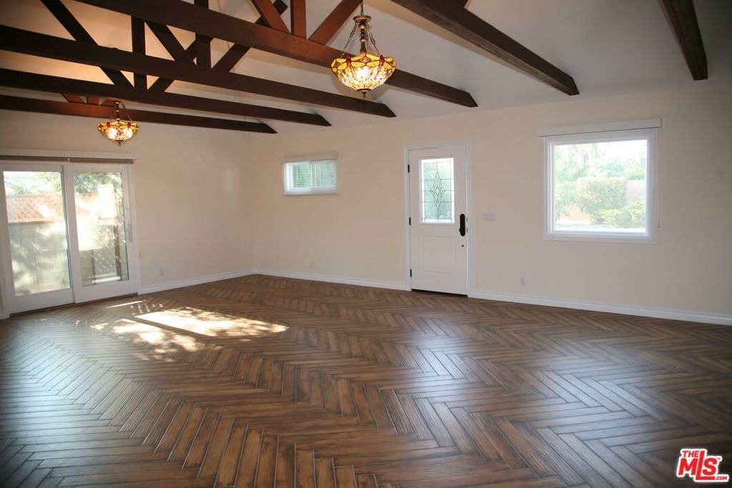 6621 Nagle Avenue - Photo 1