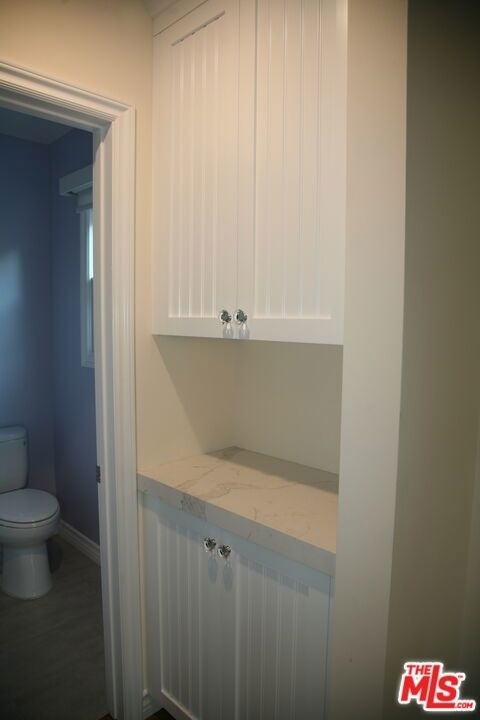 6621 Nagle Avenue - Photo 10