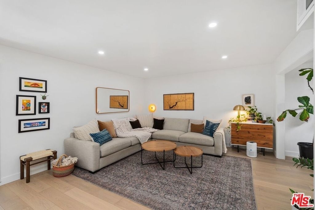11260 Overland Avenue - Photo 14
