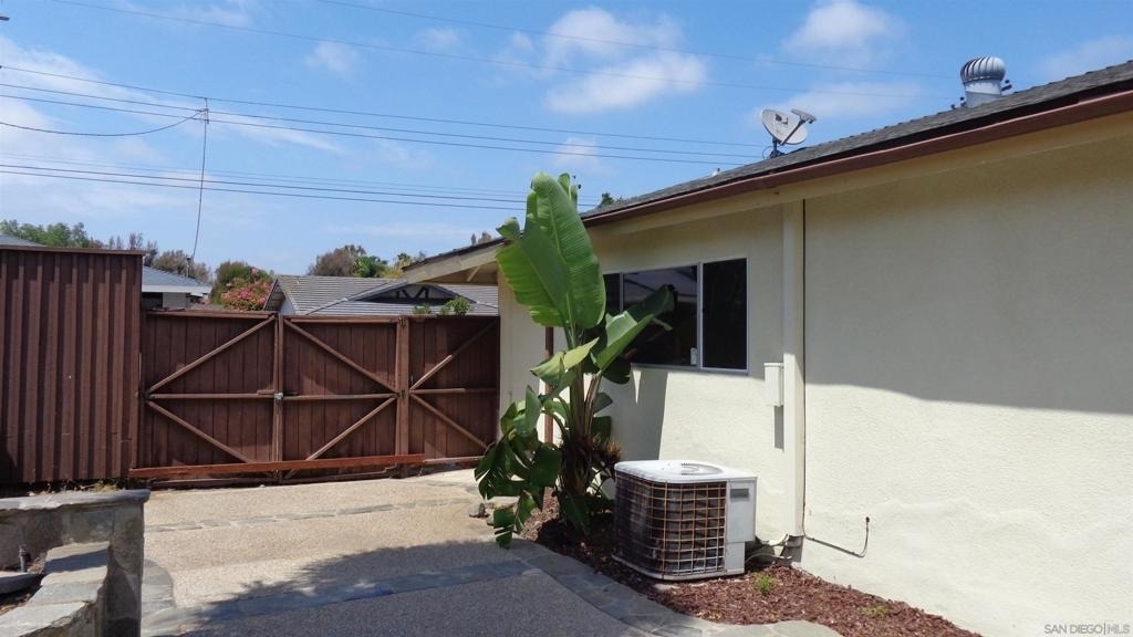 246 Eucalyptus Ct. - Photo 6