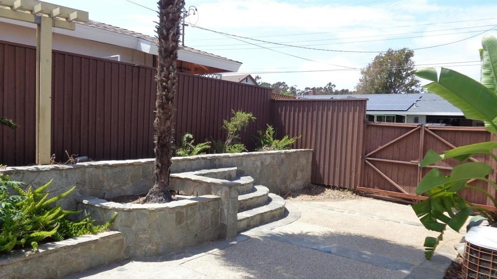 246 Eucalyptus Ct. - Photo 8