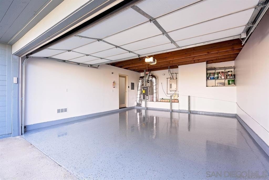 1060 America Way - Photo 27
