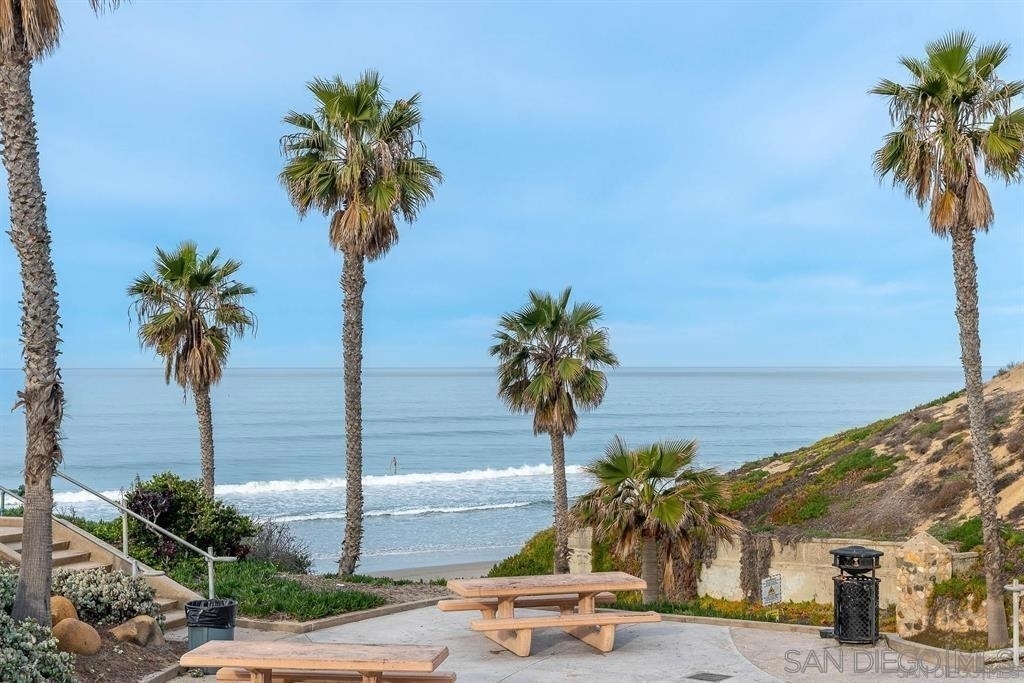 1060 America Way - Photo 48