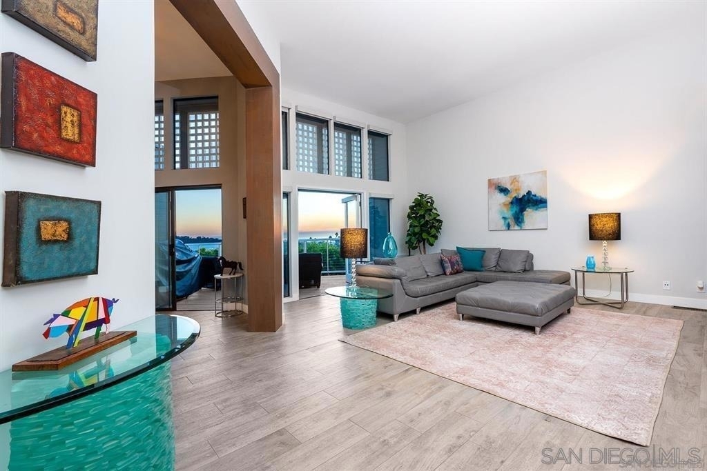1060 America Way - Photo 9