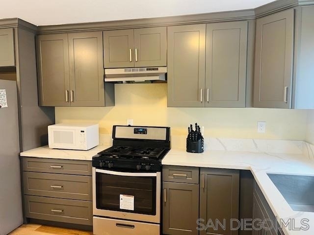8044 Solana St - Photo 10