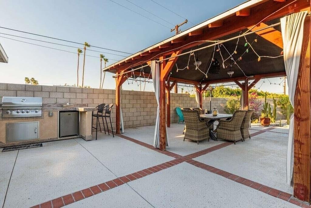 980 N Biskra Road - Photo 32